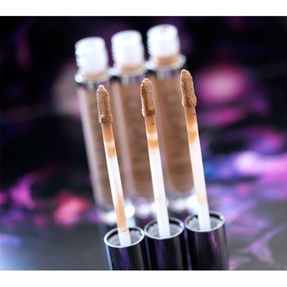 URBAN DECAY  Dark NATURAL NAKED SKIN WEIGHTLESS COMPLETE CONCEALER